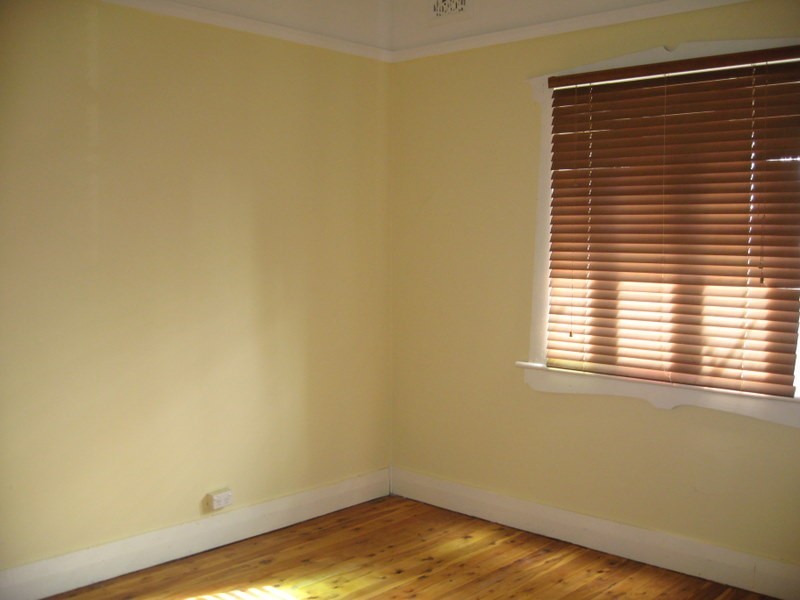 15 Cecile Street, Parkes NSW 2870