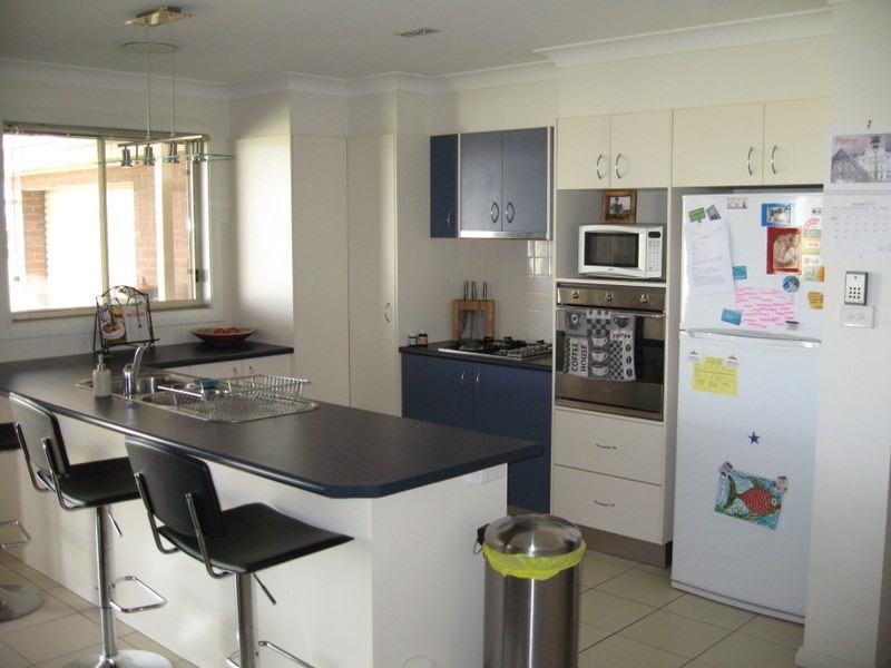 13 Noonan Street, Parkes NSW 2870