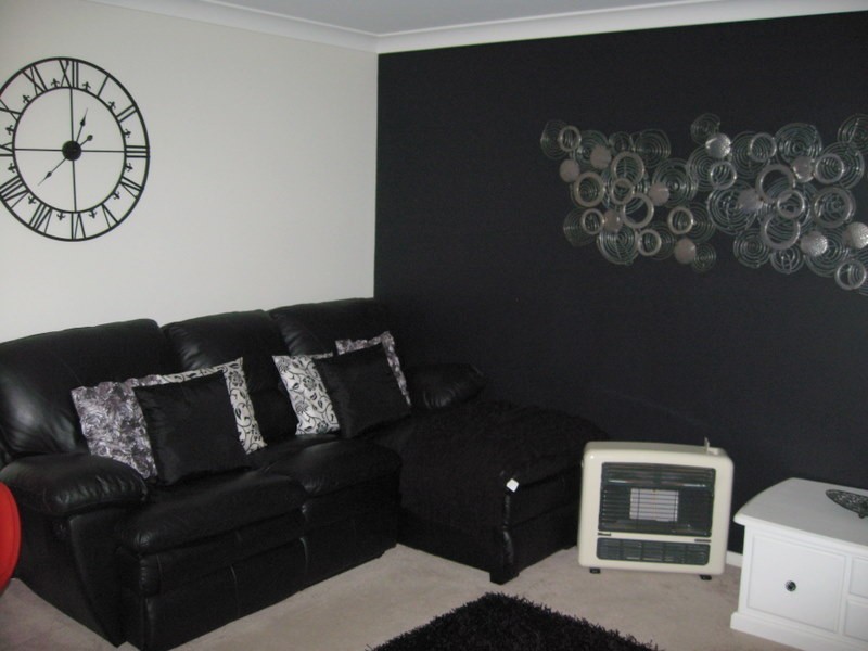 13 Noonan Street, Parkes NSW 2870