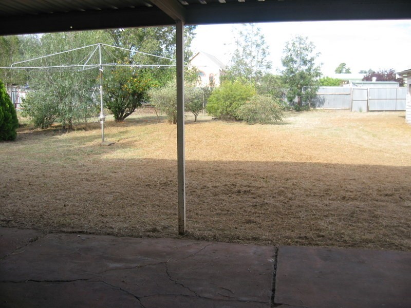 11 Cunningham Street, Tullamore NSW 2874