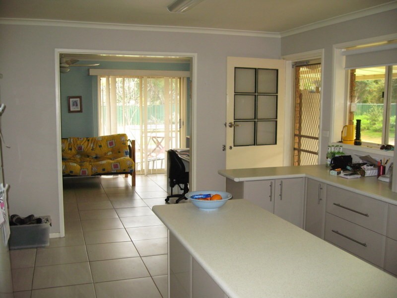 44 Kelly Road, Parkes NSW 2870