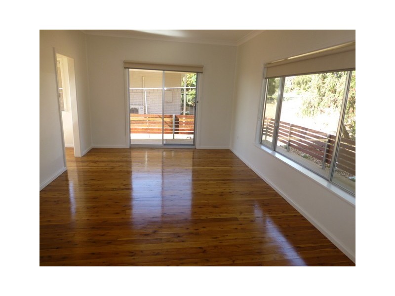 37 Lorking Street, Parkes NSW 2870