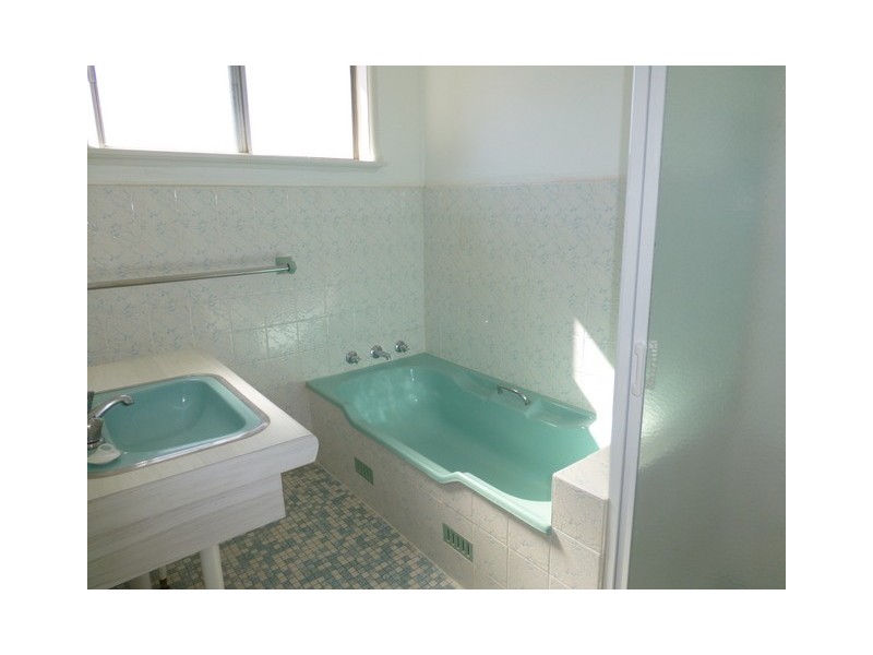 37 Lorking Street, Parkes NSW 2870
