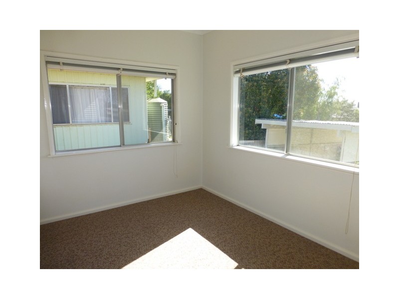 37 Lorking Street, Parkes NSW 2870