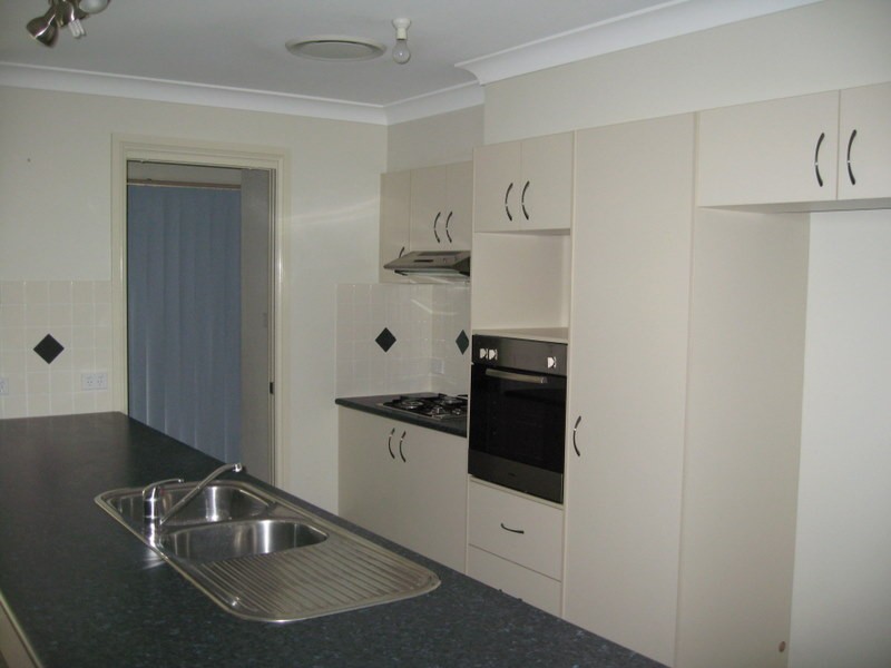 32 Fisher Street, Parkes NSW 2870