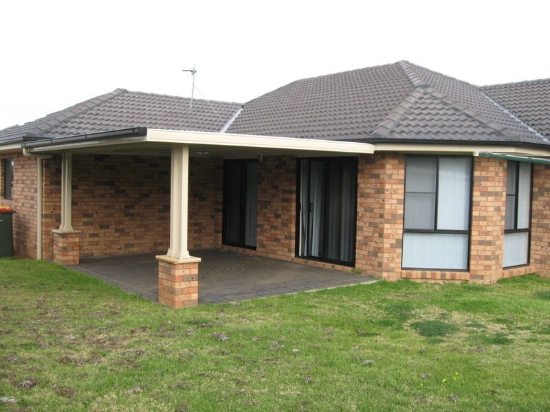 32 Fisher Street, Parkes NSW 2870