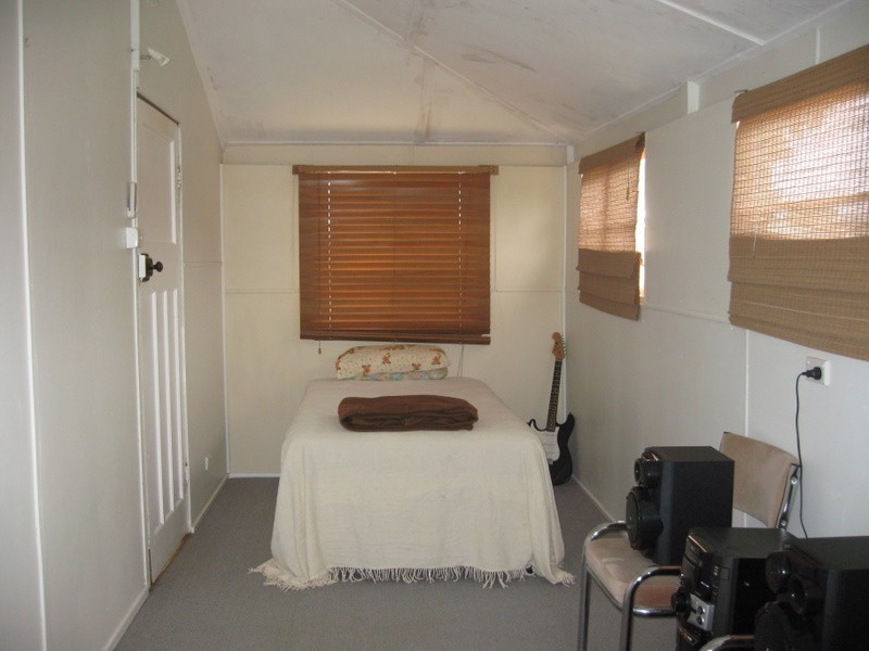 5 Junction Street, Parkes NSW 2870
