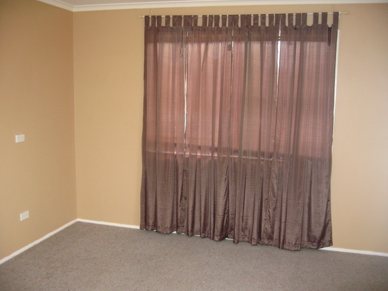 5 Junction Street, Parkes NSW 2870