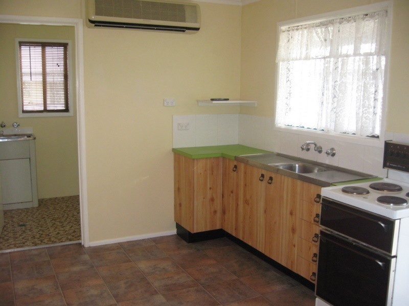 5 Junction Street, Parkes NSW 2870