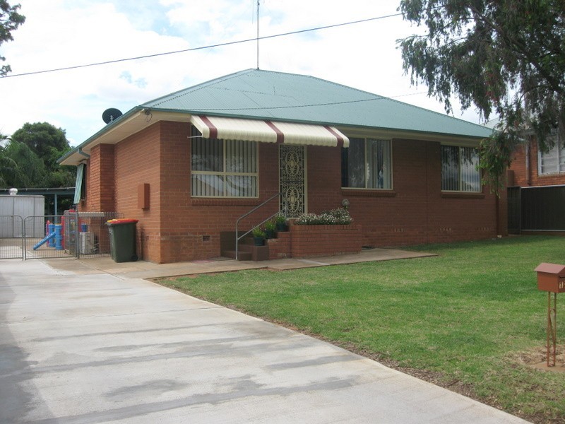 18 Mitchell Street, Parkes NSW 2870