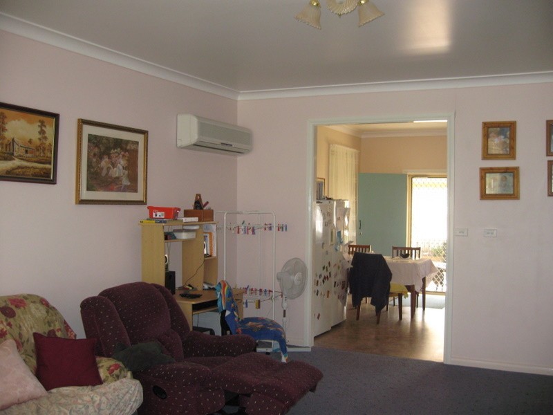 18 Mitchell Street, Parkes NSW 2870