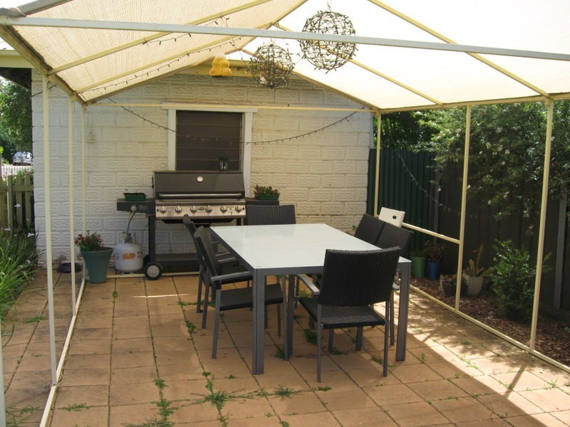 43 Albert Street, Parkes NSW 2870