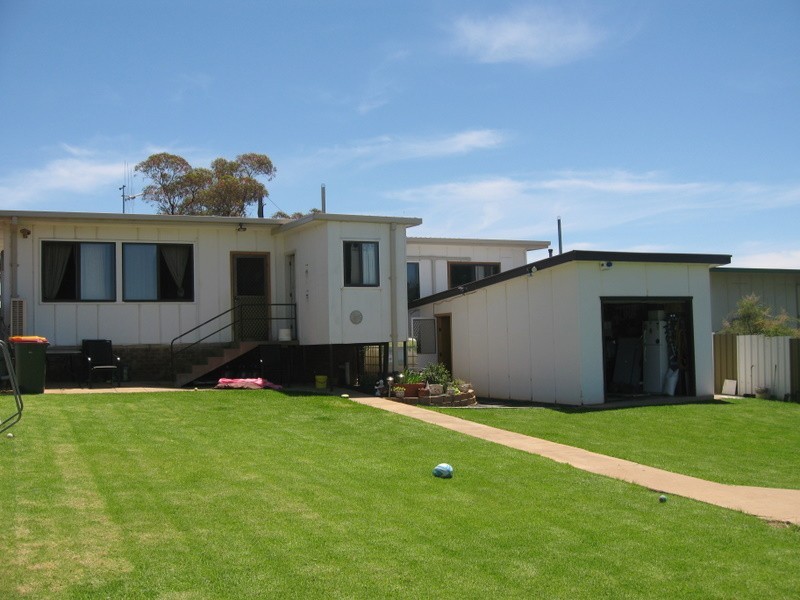 5 Middleton Street, Parkes NSW 2870