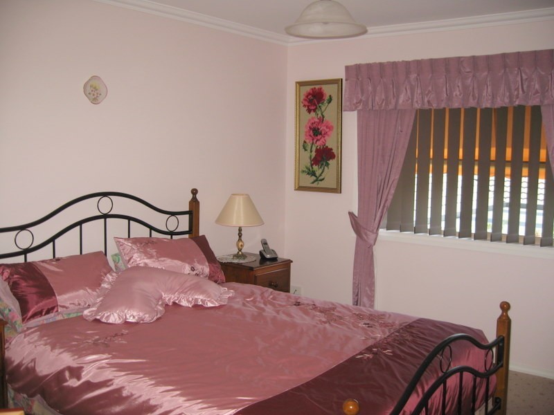 29 Glenburnie Close, Parkes NSW 2870