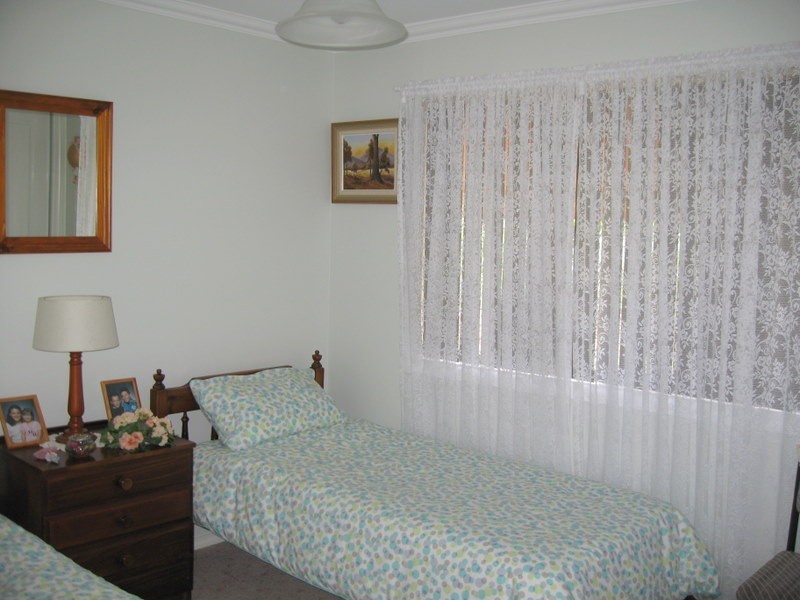 29 Glenburnie Close, Parkes NSW 2870