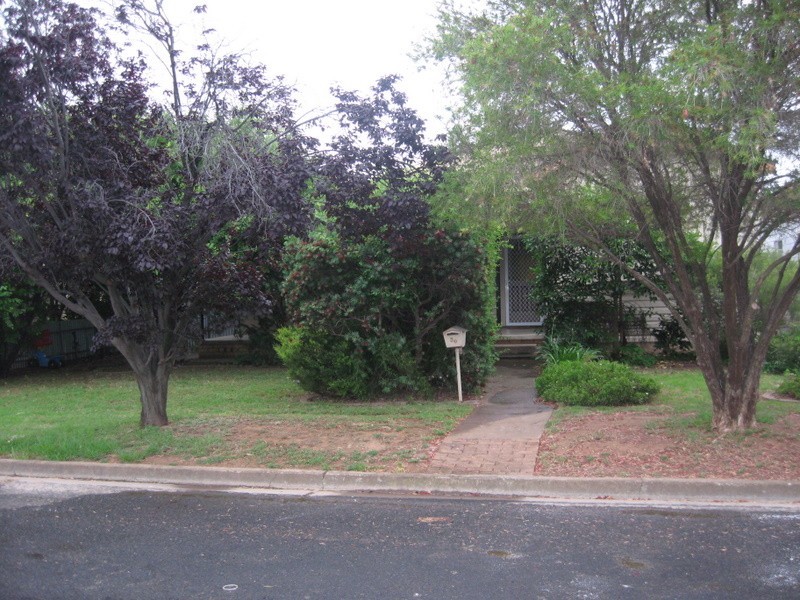 30 May Street, Parkes NSW 2870
