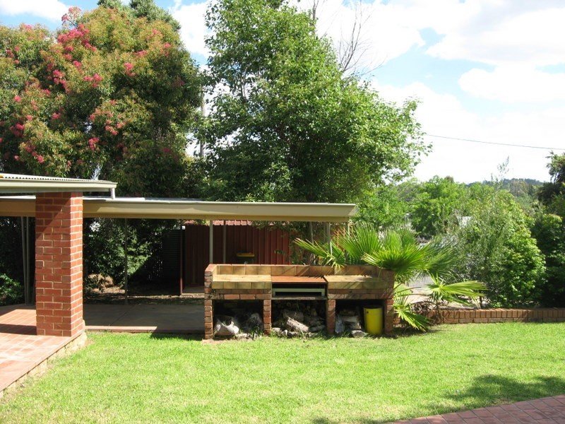 6 High Street, Parkes NSW 2870