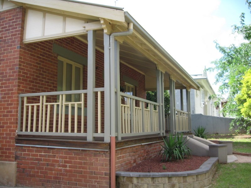 6 High Street, Parkes NSW 2870