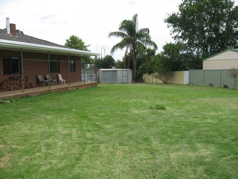 8-10 Palmer Crescent, Forbes NSW 2871