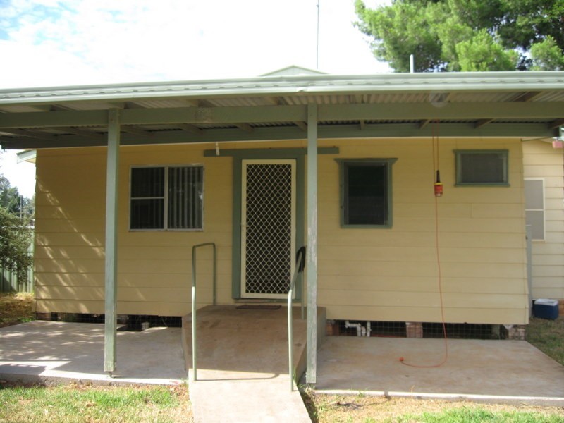 14 Dunns Lane, Parkes NSW 2870