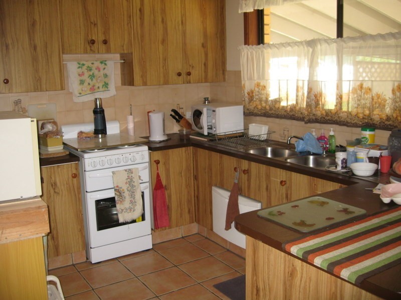 12 Thomas Street, Parkes NSW 2870
