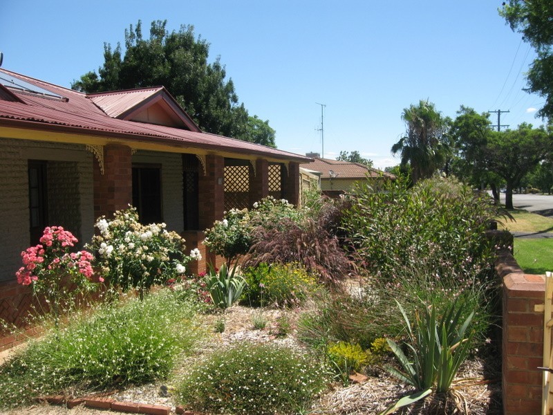 13 Mitchell Street, Parkes NSW 2870