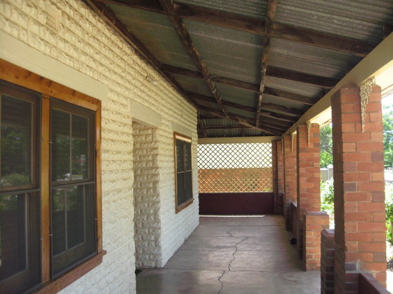 13 Mitchell Street, Parkes NSW 2870