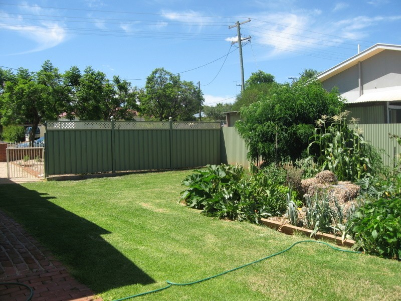 13 Mitchell Street, Parkes NSW 2870
