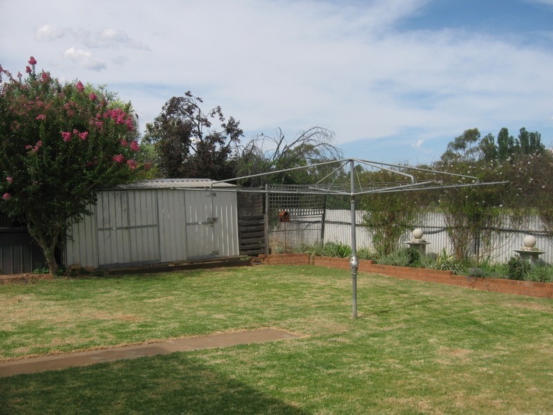 23 Coleman Road, Parkes NSW 2870
