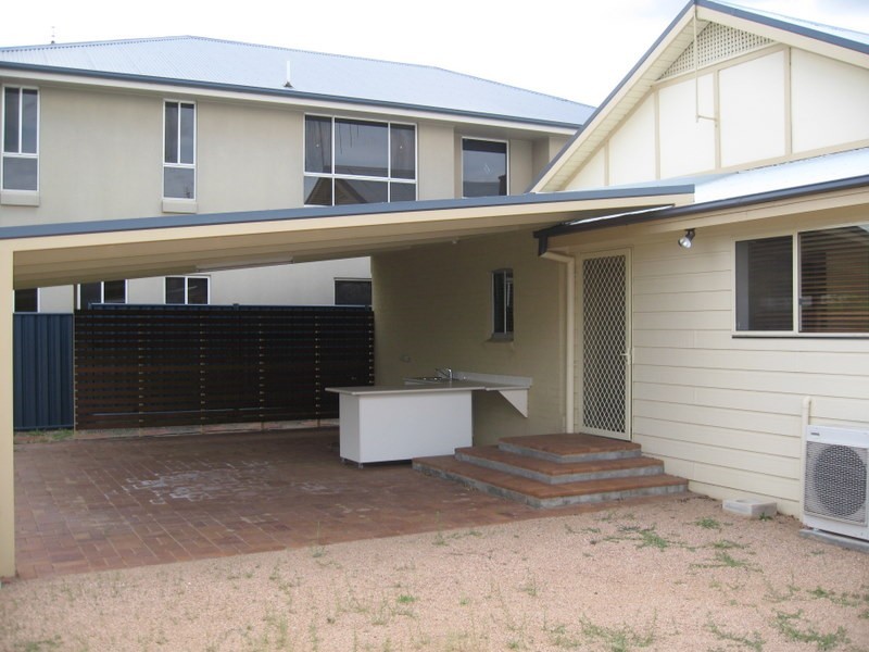 51 Church Street, Parkes NSW 2870