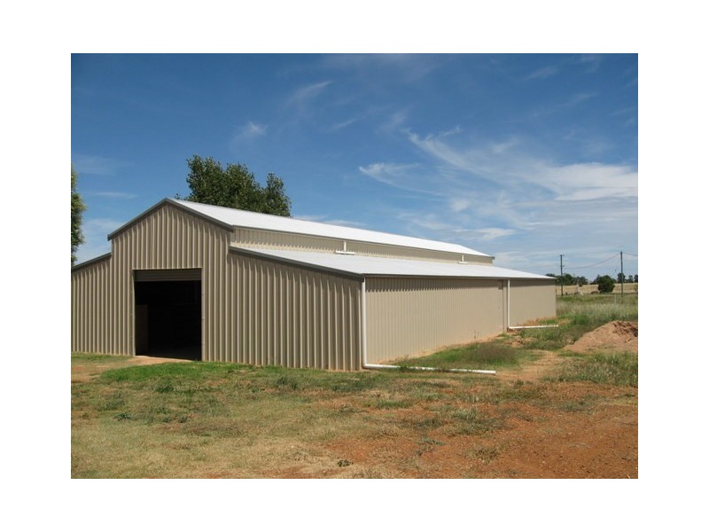 9 Dunns Lane, Parkes NSW 2870
