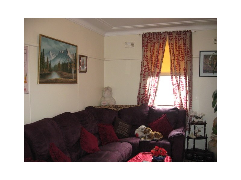 18 Gallop Avenue, Parkes NSW 2870