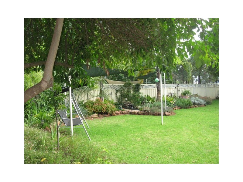 3 Plevna Street, Trundle NSW 2875