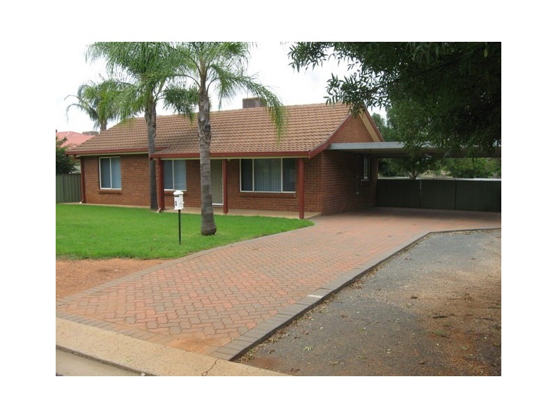 1 Danilenko Street, Parkes NSW 2870