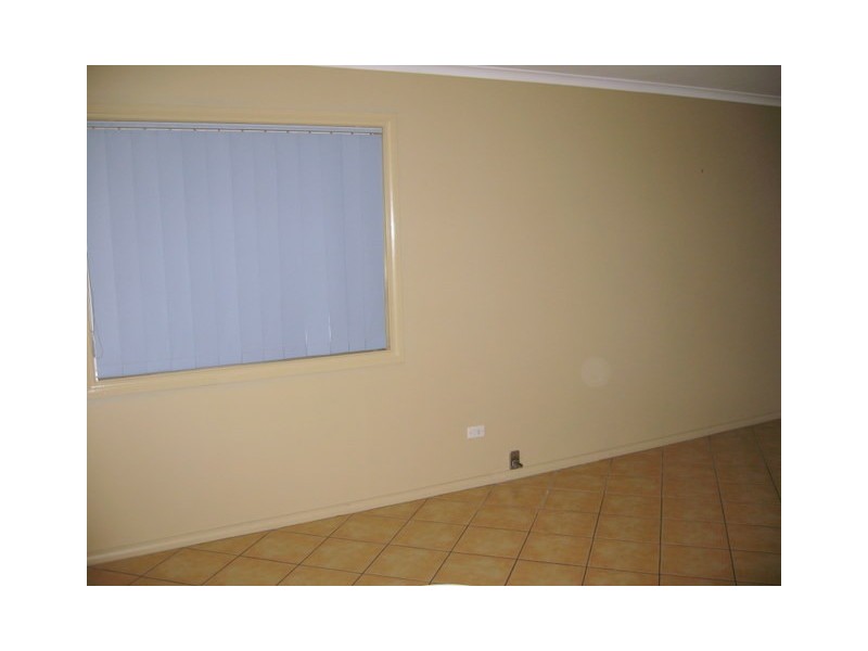 1 Danilenko Street, Parkes NSW 2870