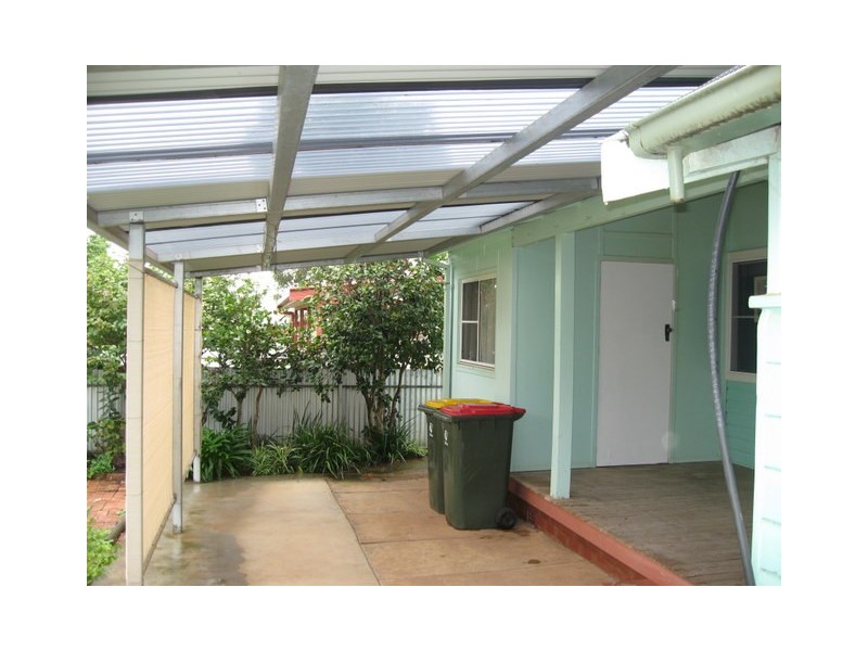 11 Bollinger Street, Parkes NSW 2870
