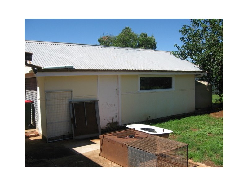 9  Macarthur Street, Parkes NSW 2870