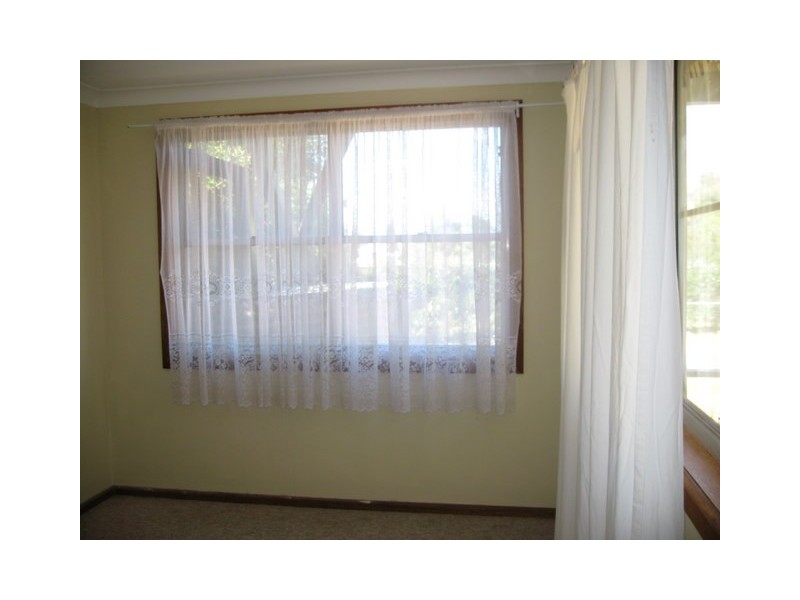 3 Thomas Street, Parkes NSW 2870