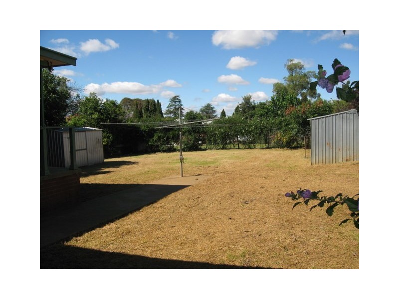 3 Thomas Street, Parkes NSW 2870