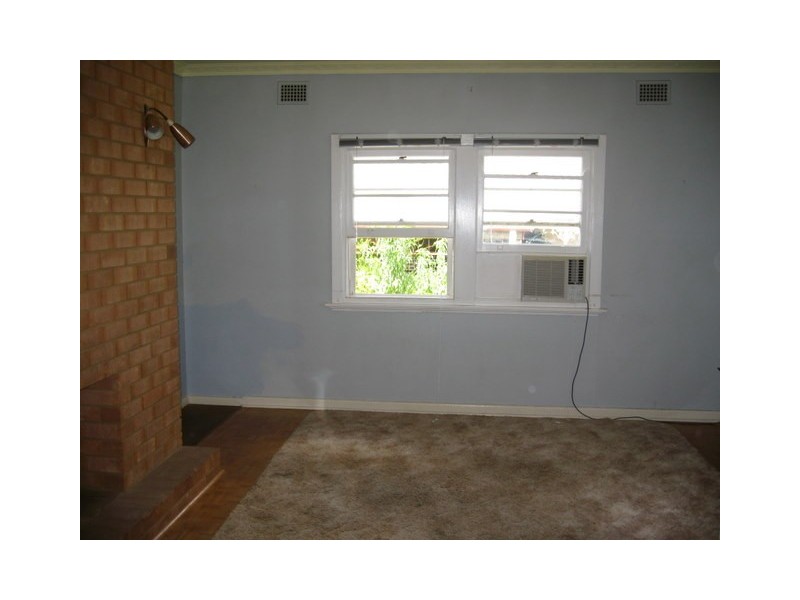 141 Currajong Street, Parkes NSW 2870