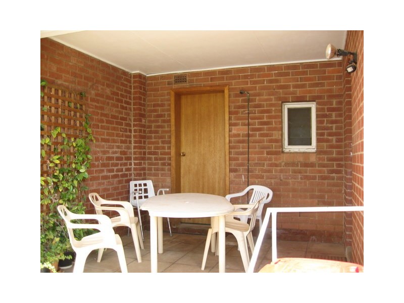 141 Currajong Street, Parkes NSW 2870