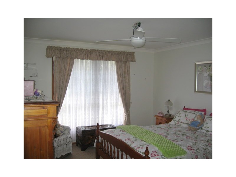 19 Thomas Street, Parkes NSW 2870