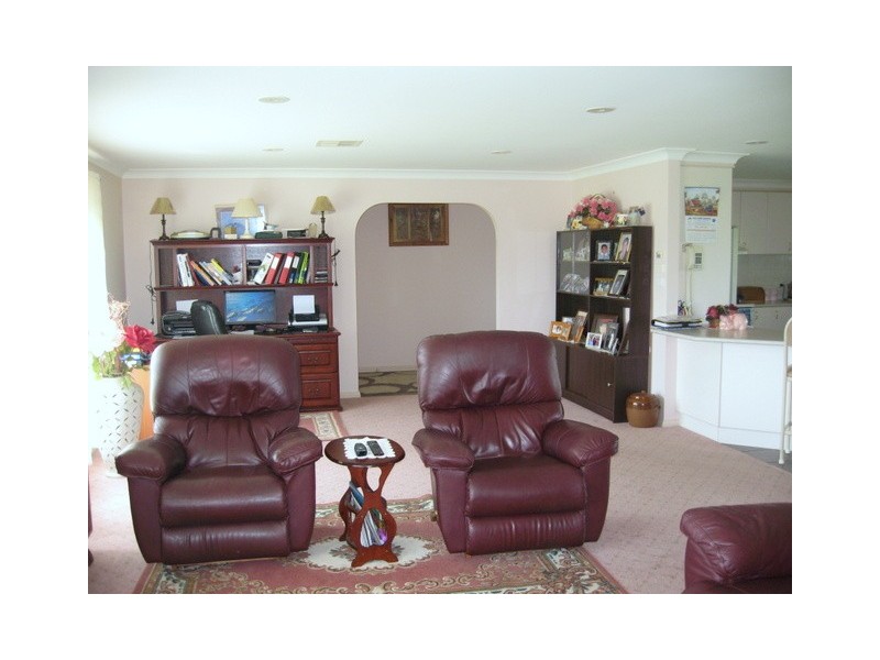 43-45 Thomas Street, Parkes NSW 2870