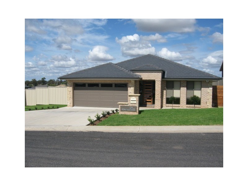24 Rosewood Avenue, Parkes NSW 2870