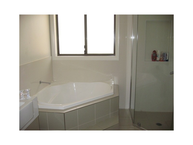 24 Rosewood Avenue, Parkes NSW 2870