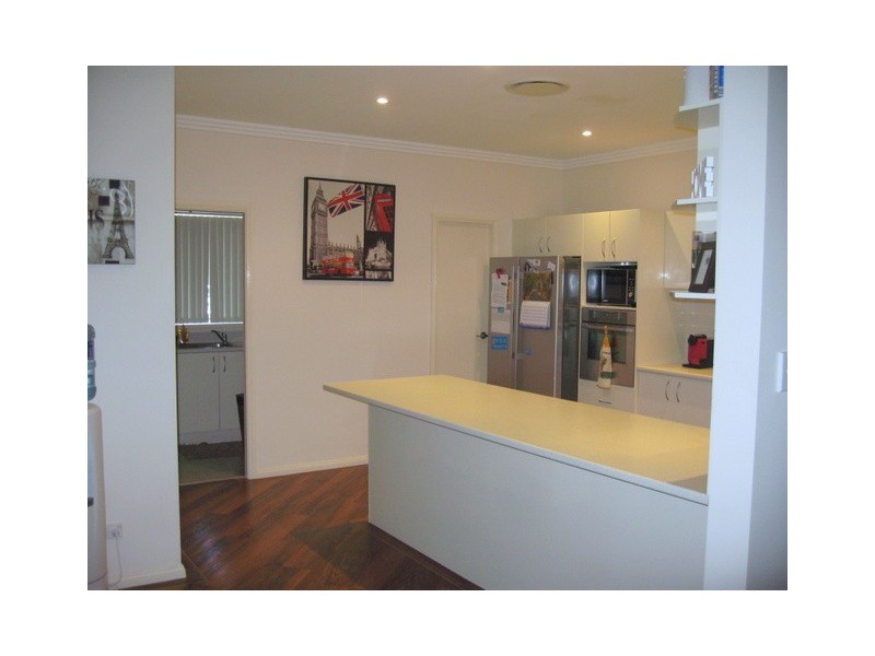 7 Koala Street, Parkes NSW 2870