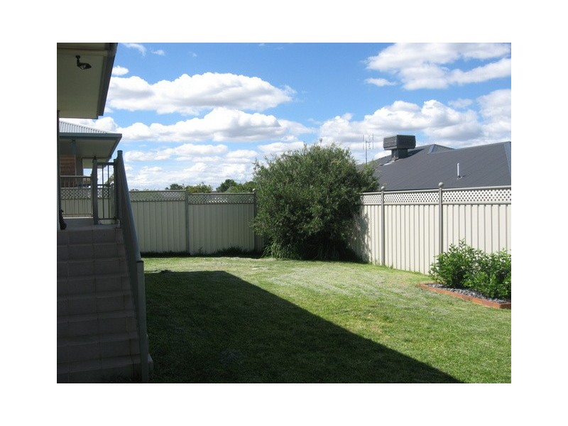 7 Koala Street, Parkes NSW 2870