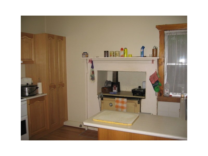 16 Willaroo Street, Peak Hill NSW 2869