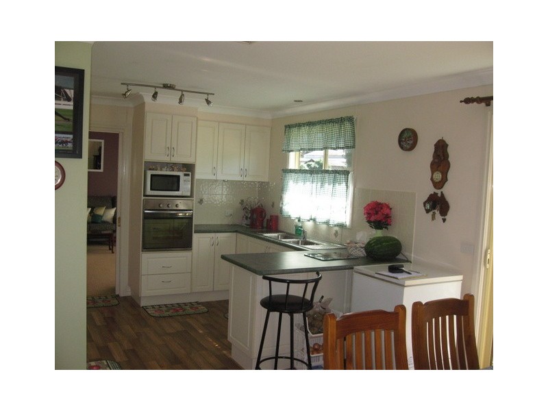 174 Caswell Street, Peak Hill NSW 2869