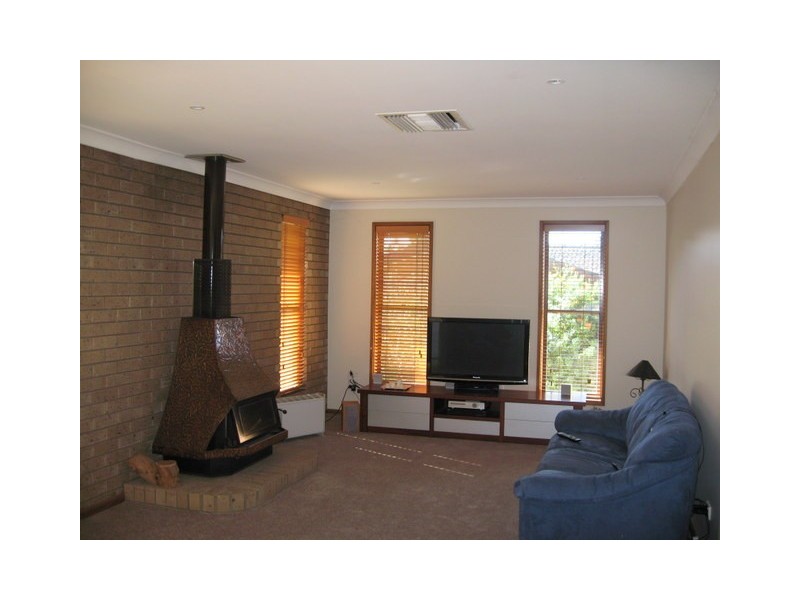 33 Moor Street, Parkes NSW 2870